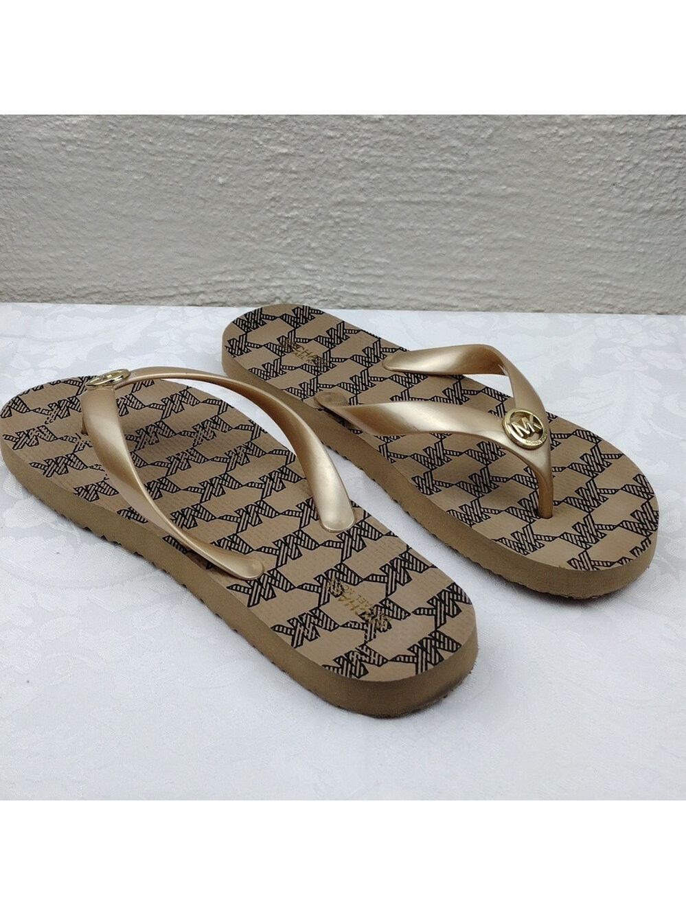 MICHAEL Michael Kors Brown Gold PVC Upper Thong Slip On Flip Flop Shoe - Picture 15 of 15